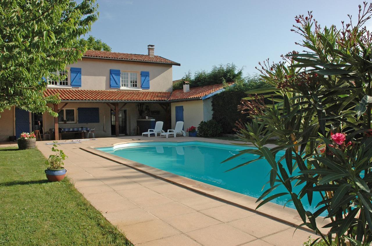 Le Relais Du Grand Logis Bed & Breakfast Civrieux Exterior foto