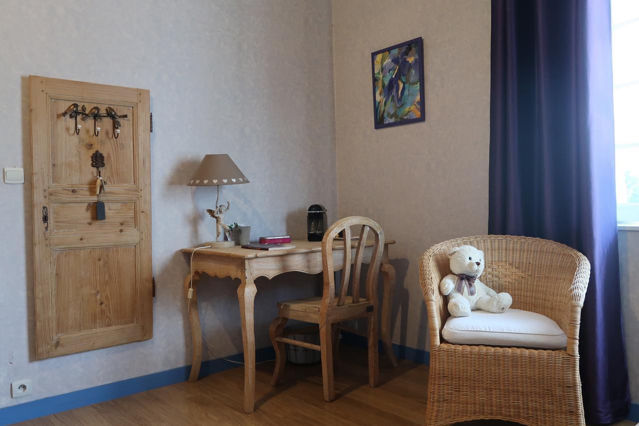 Le Relais Du Grand Logis Bed & Breakfast Civrieux Exterior foto